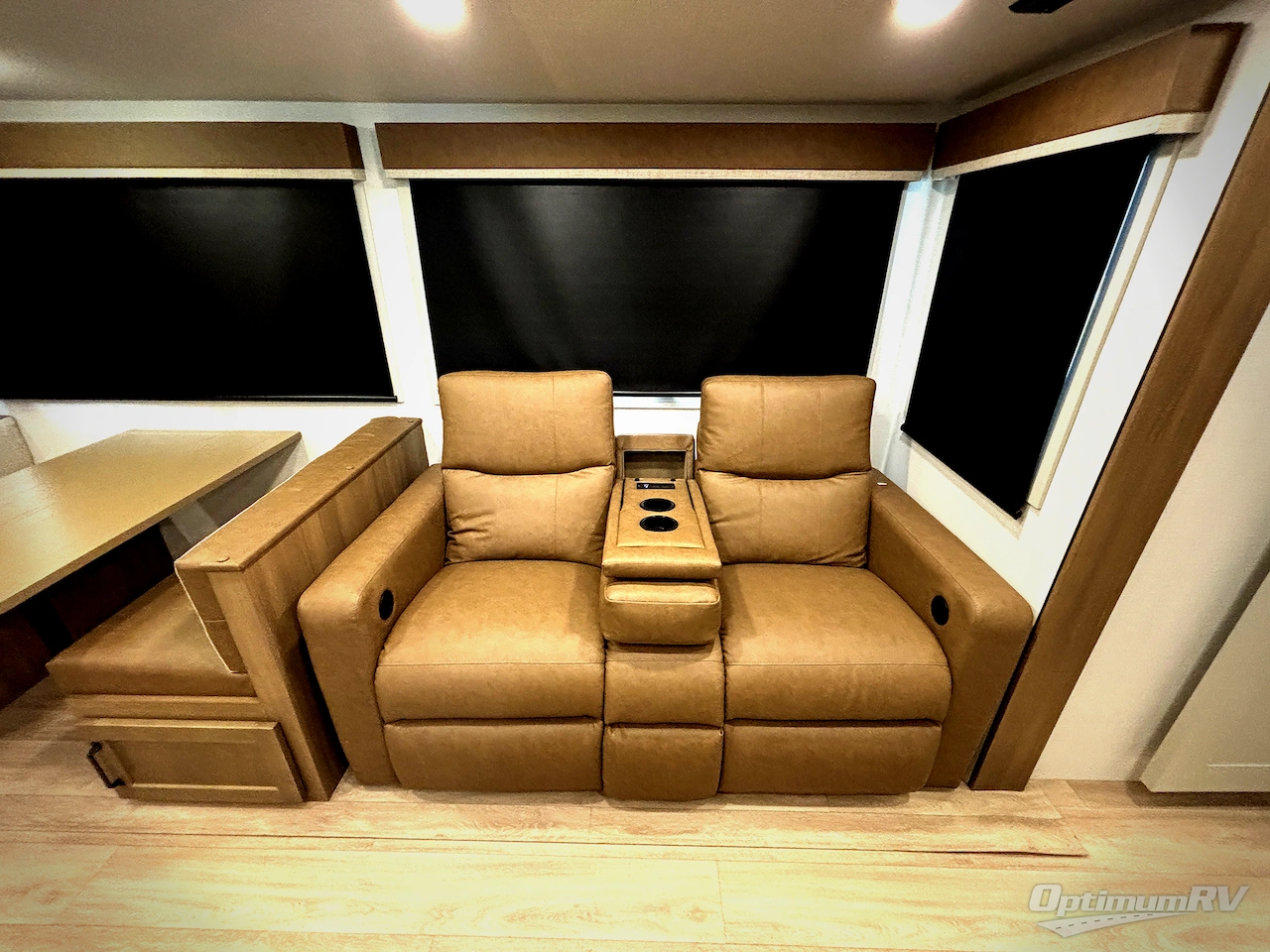 2027 Venture SportTrek Touring Edition STT343VBH Photo 16