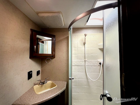 2018 Venture SportTrek 251VRK RV Photo 3