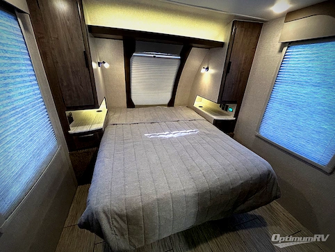 2025 Lance Lance Travel Trailers 2255 RV Photo 3