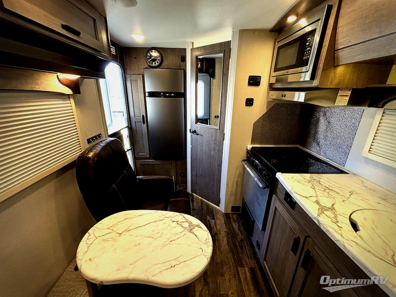 2021 Lance Lance 1475 Photo 4