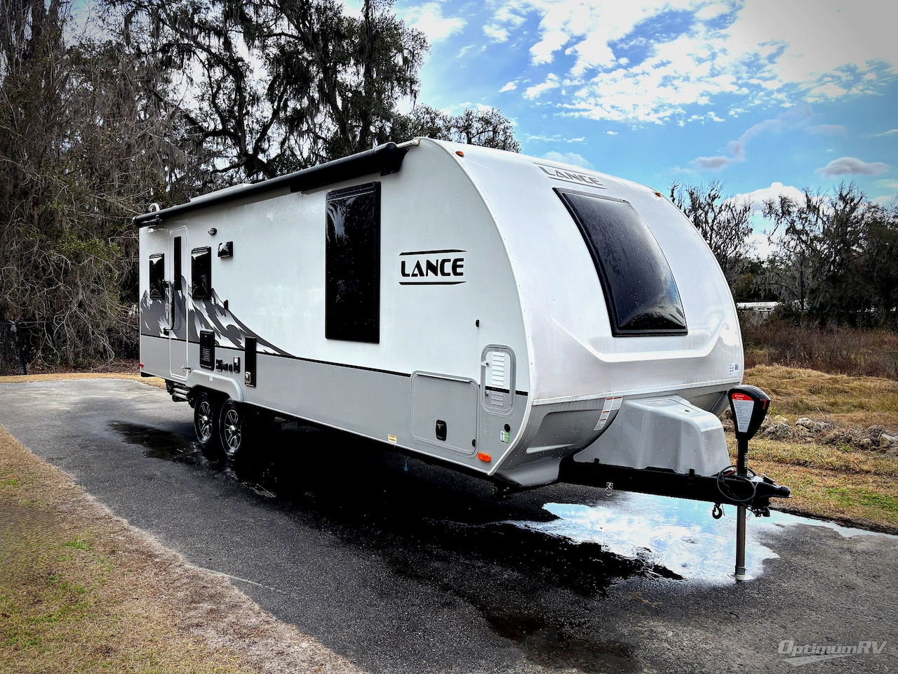2026 Lance Lance Travel Trailers 2255 Photo 1
