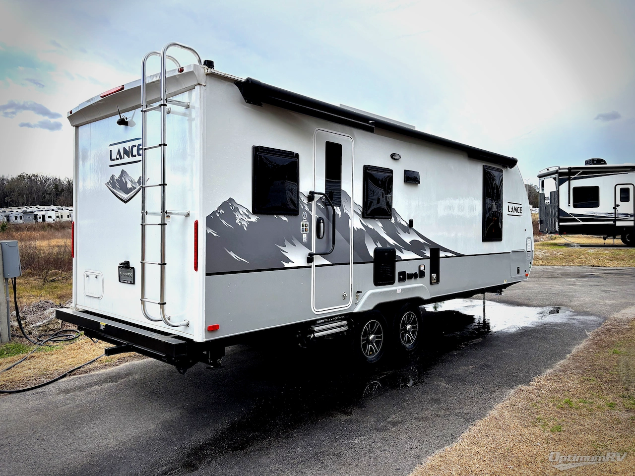 2026 Lance Lance Travel Trailers 2255 Photo 2