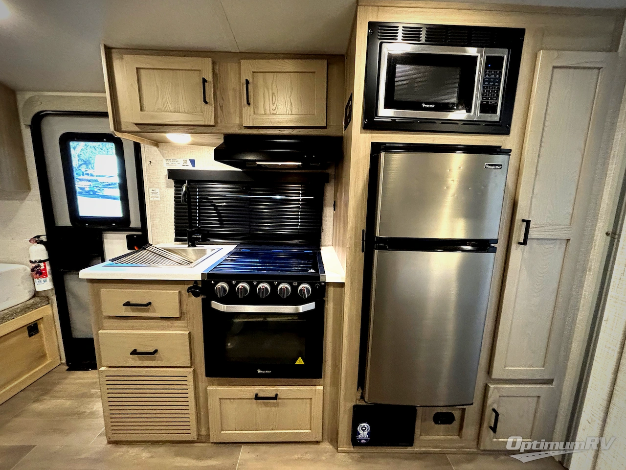 2023 Forest River Rockwood GEO Pro 20BHS Photo 6