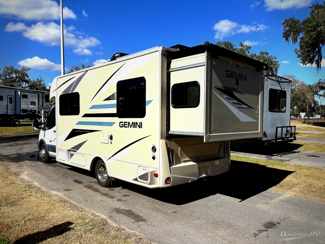 2016 Thor Gemini 23TR Photo 3
