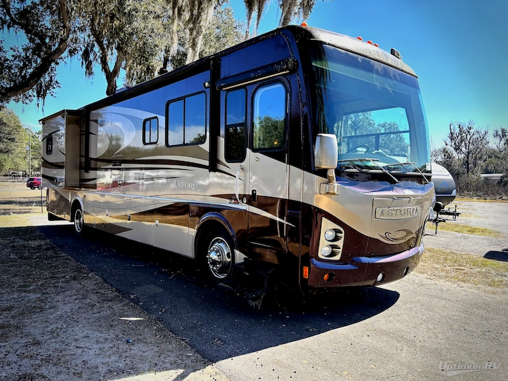 2008 Damon Astoria Pacific Edition 3772 RV Photo 1