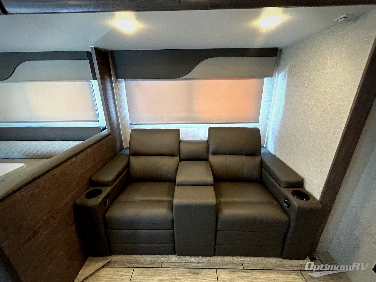 2025 Lance Squire SQ26 Photo 9