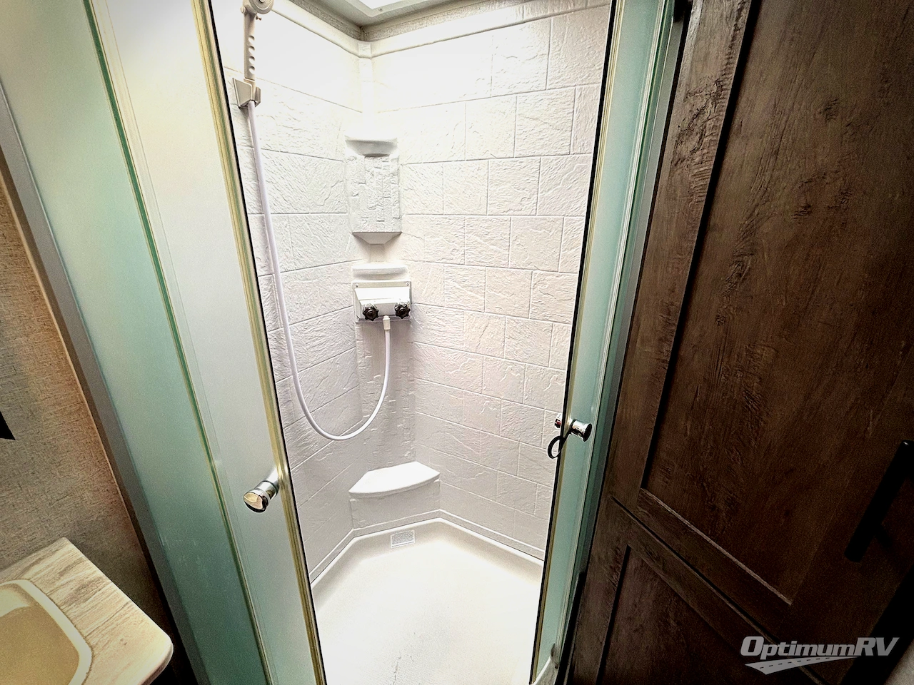 2020 Forest River Wildwood X-Lite 171RBXL Photo 12