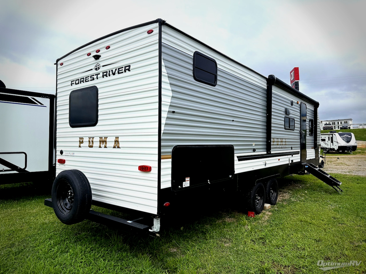 2026 Palomino Puma Camping Edition 305BHCE Photo 2