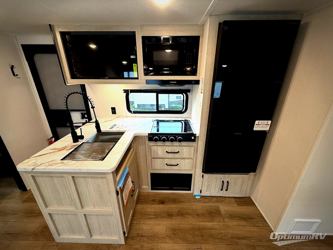 2026 Palomino Puma Camping Edition 305BHCE Photo 8
