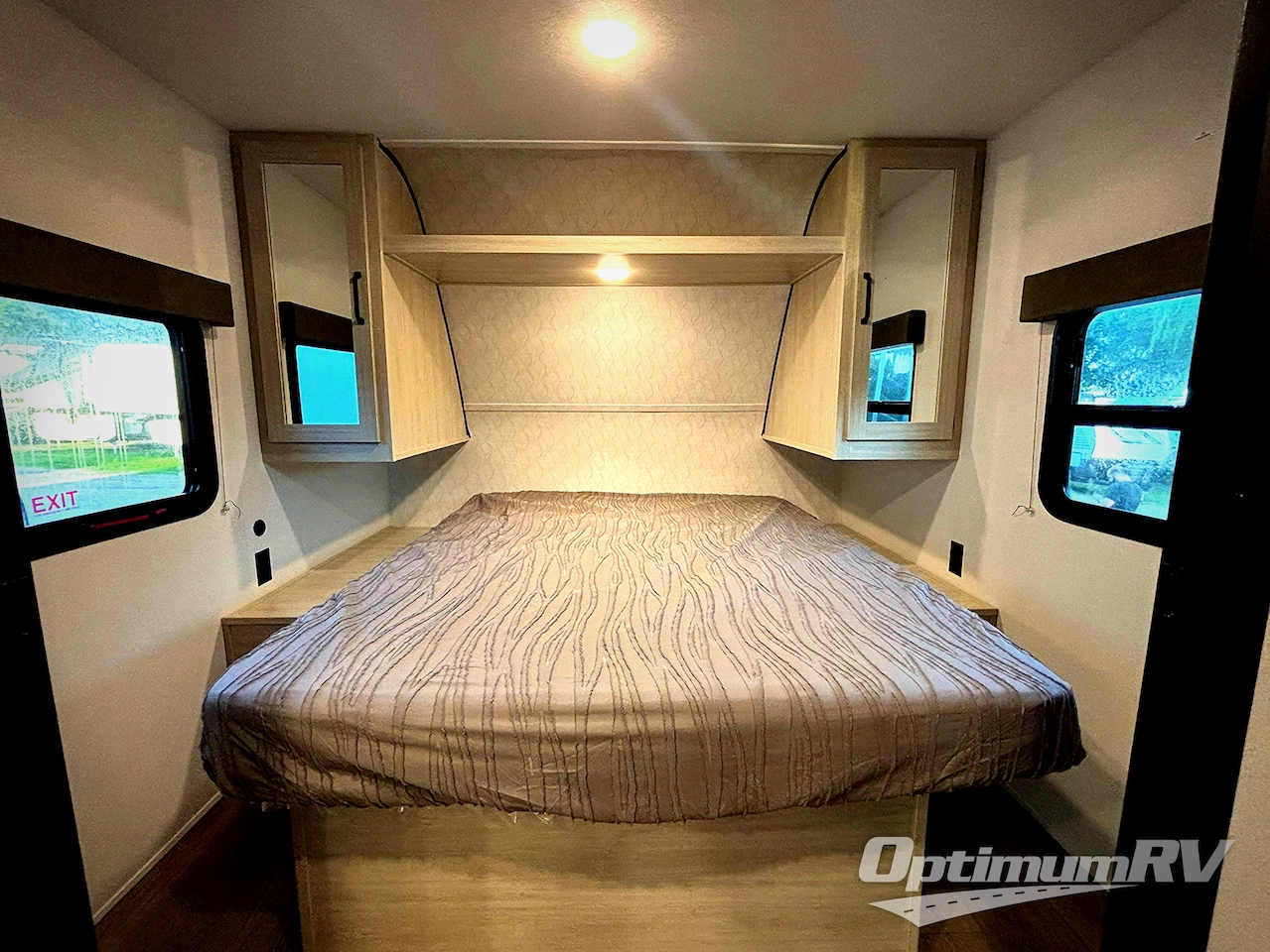 2026 Palomino Puma Camping Edition 305BHCE Photo 6