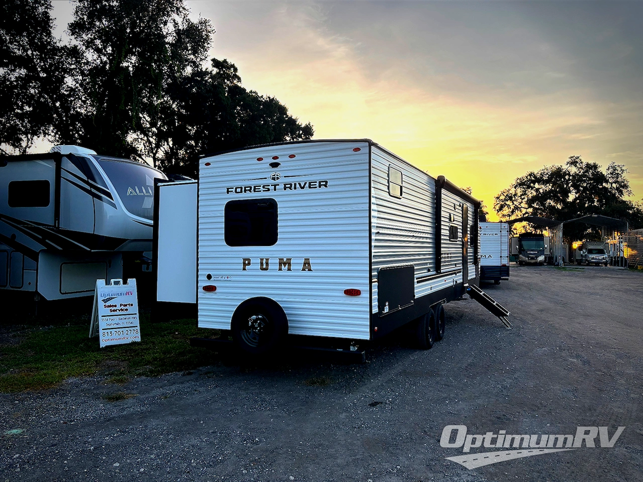 2026 Palomino Puma Camping Edition 305BHCE Photo 2
