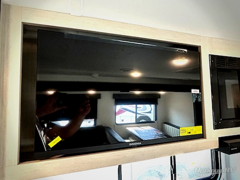 2026 Palomino Puma Camping Edition 305BHCE RV Photo 2