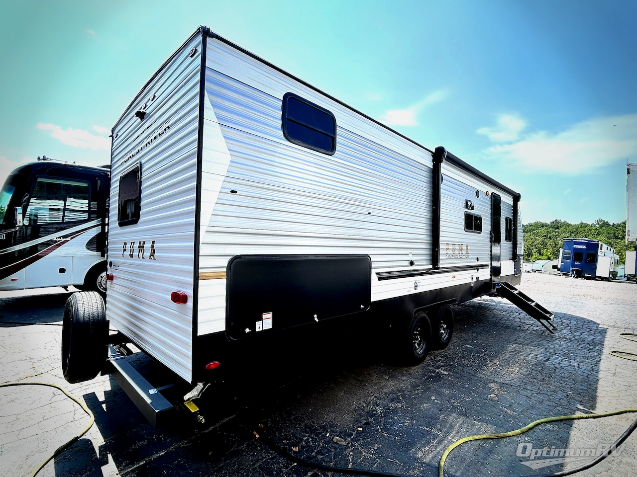 2026 Palomino Puma Camping Edition 305BHCE Photo 3