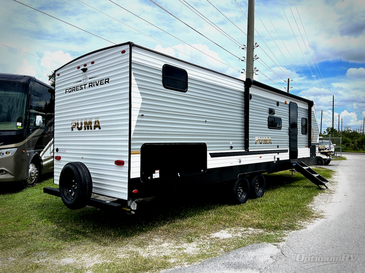 2026 Palomino Puma Camping Edition 304BHCE Photo 3