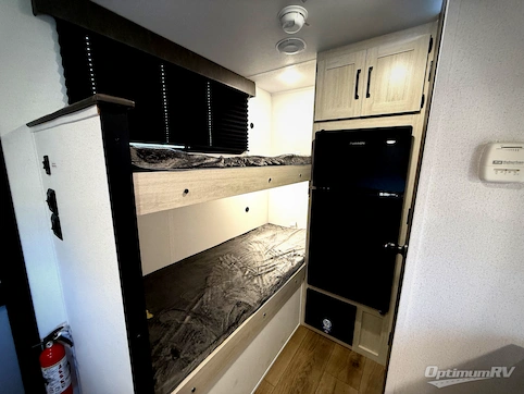 2026 Palomino Puma Camping Edition 122BHCE RV Photo 4
