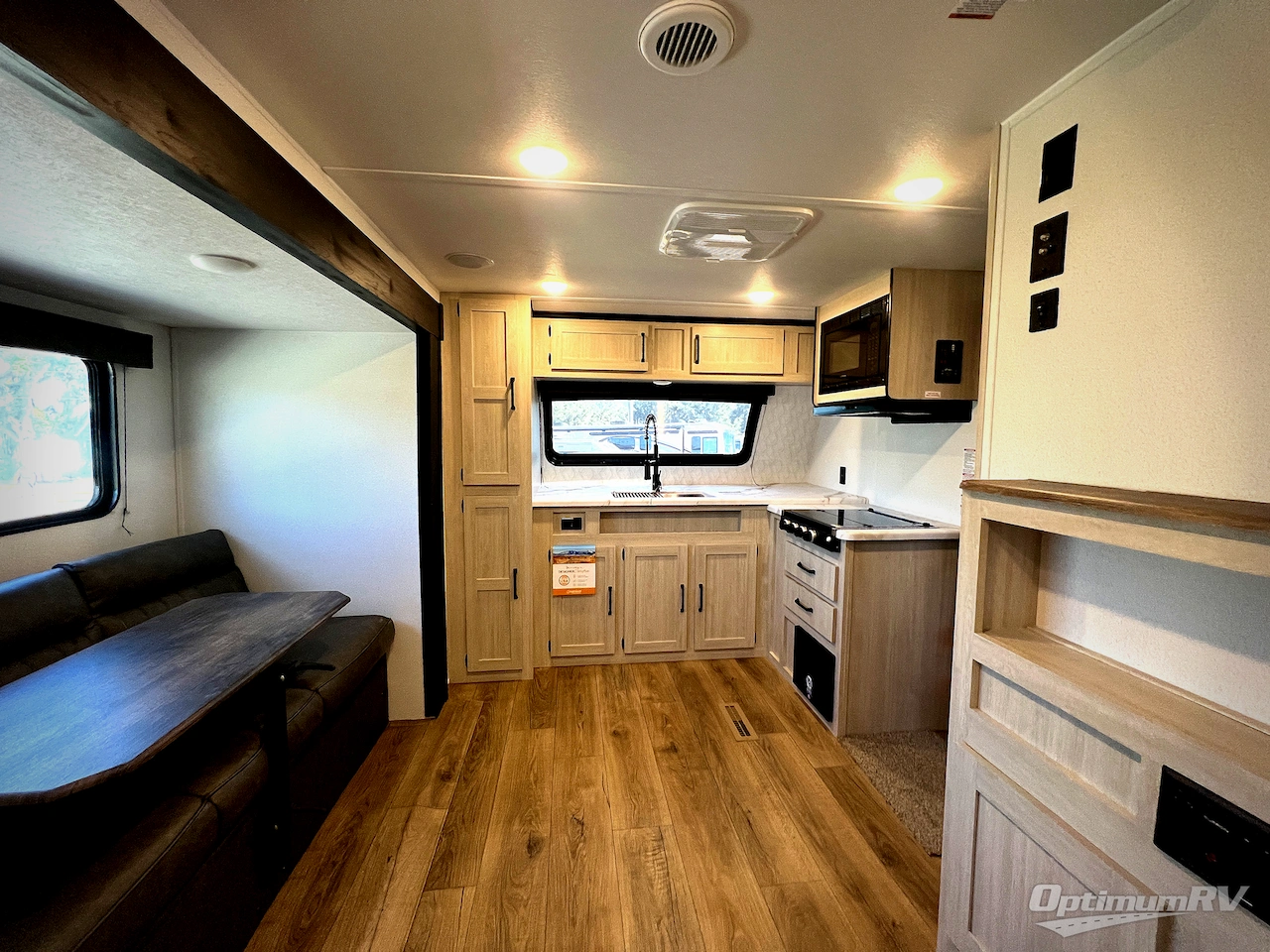 2026 Palomino Puma Camping Edition 211FKCE Photo 5