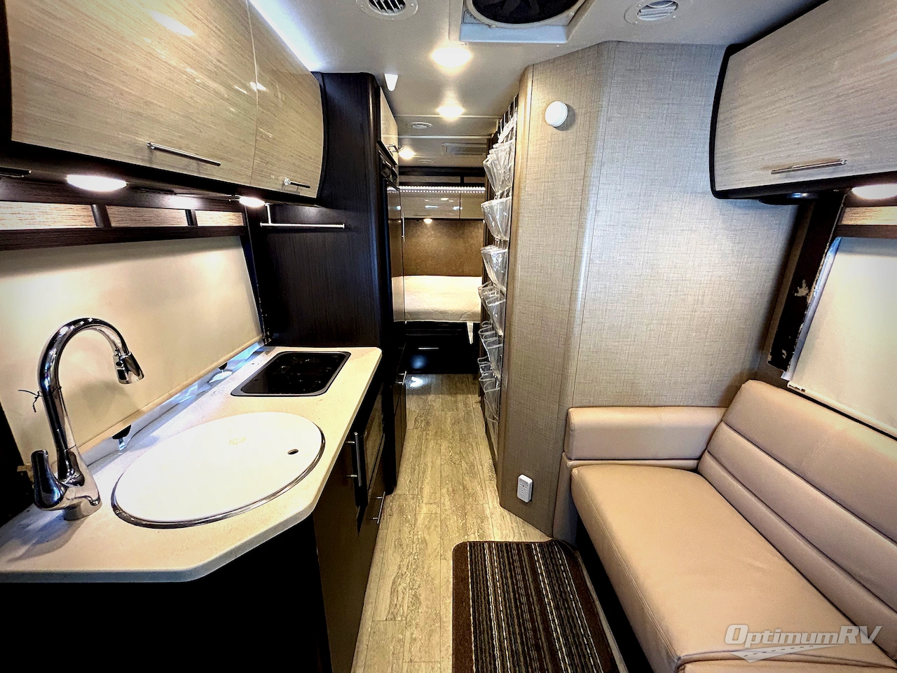 2016 Thor Compass 23TR Photo 4