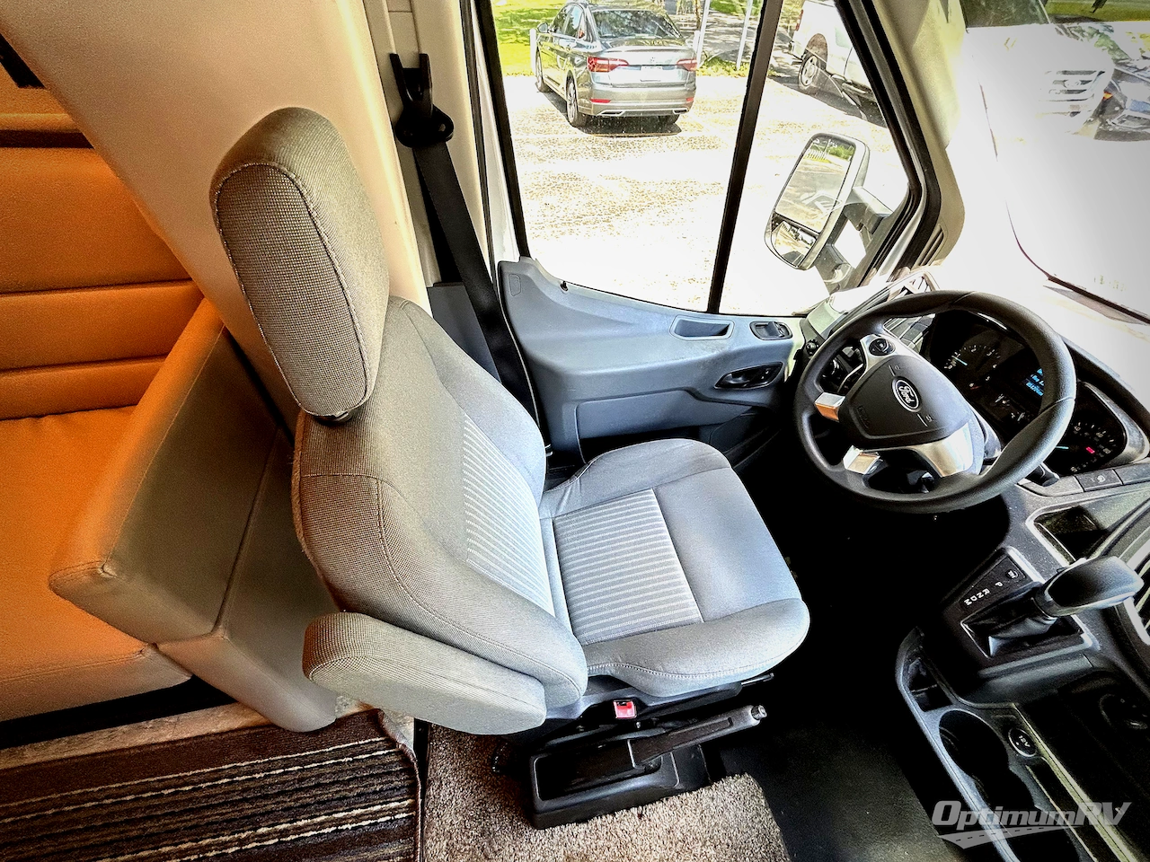 2016 Thor Compass 23TR Photo 7
