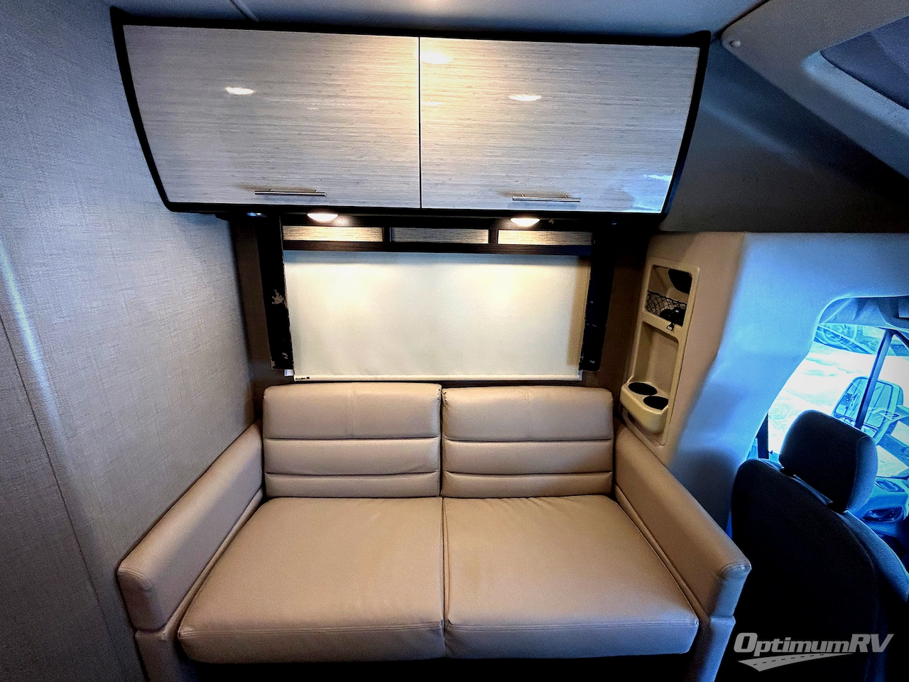 2016 Thor Compass 23TR Photo 12