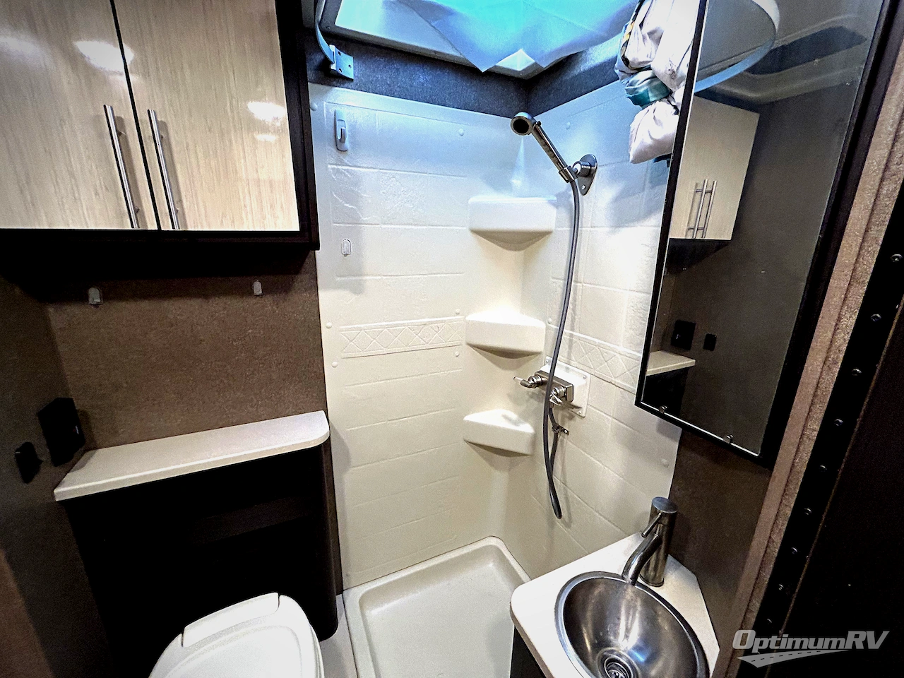 2016 Thor Compass 23TR Photo 14