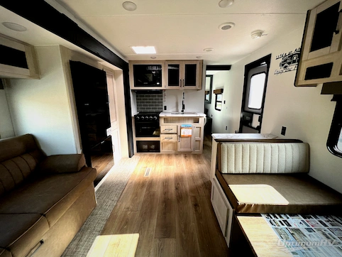 2026 Palomino Puma 25BHS RV Photo 2