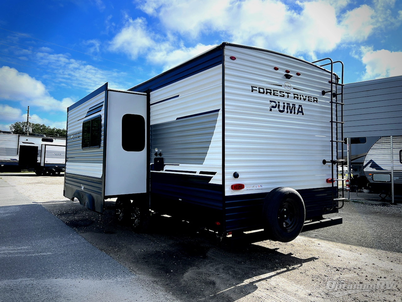 2026 Palomino Puma 25BHS Photo 2