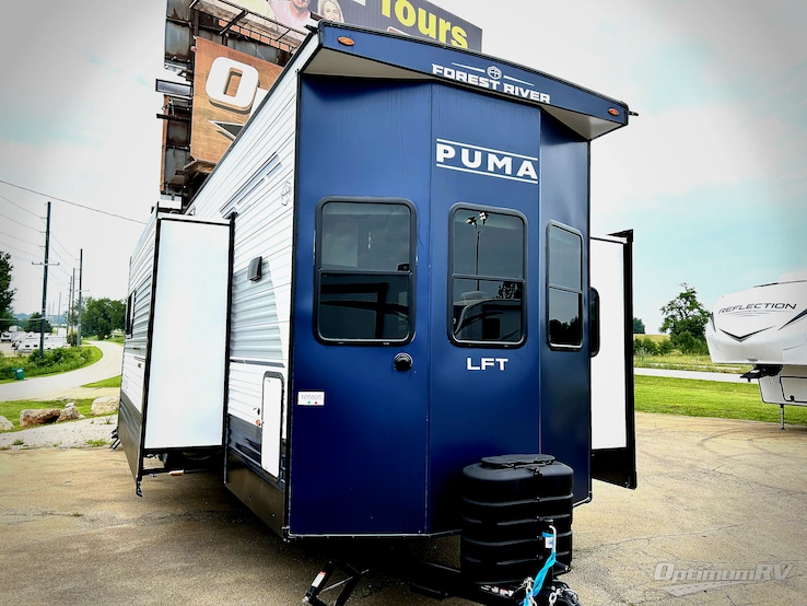 2025 Palomino Puma Destination 420LFT RV Photo 1