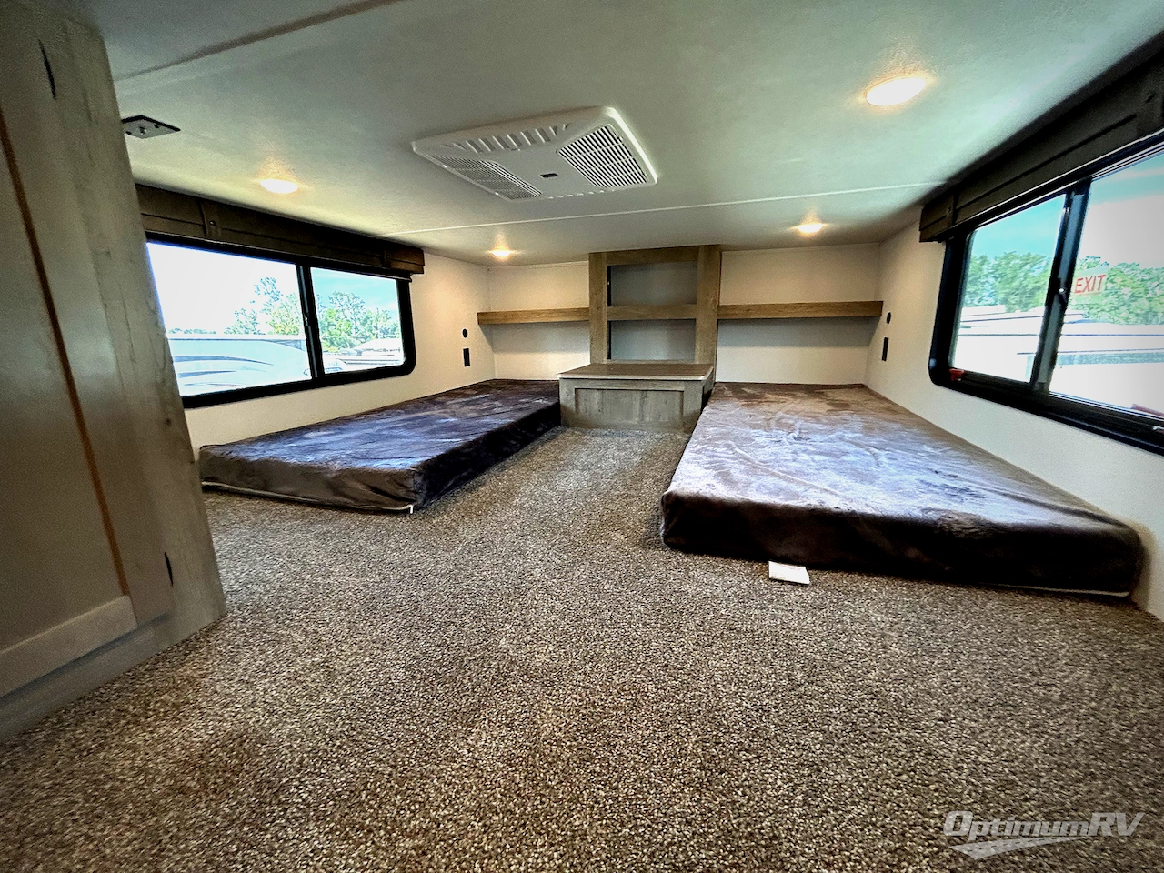 2025 Palomino Puma Destination 403LFT Photo 21