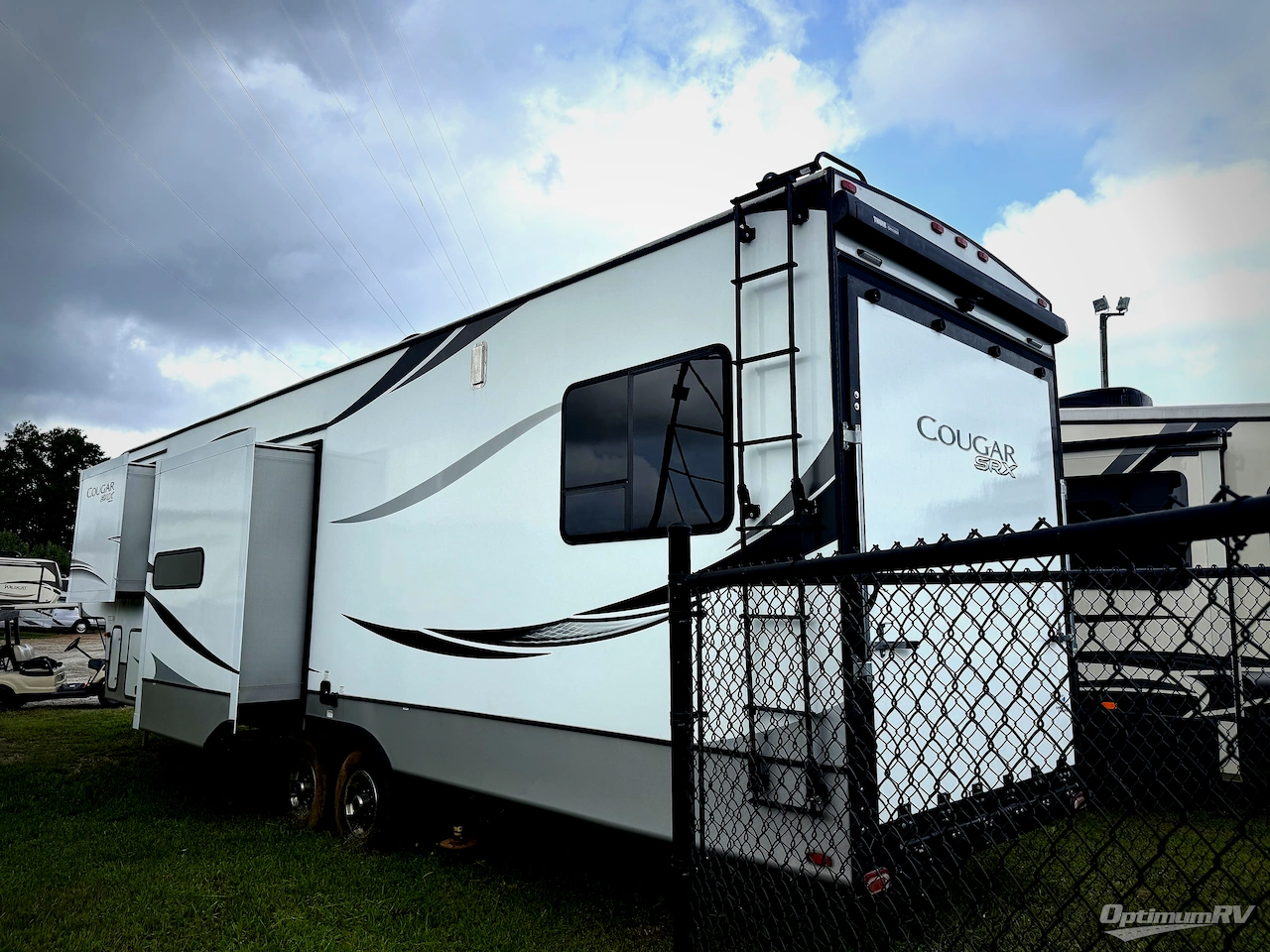 2020 Keystone Cougar 353SRX Photo 3