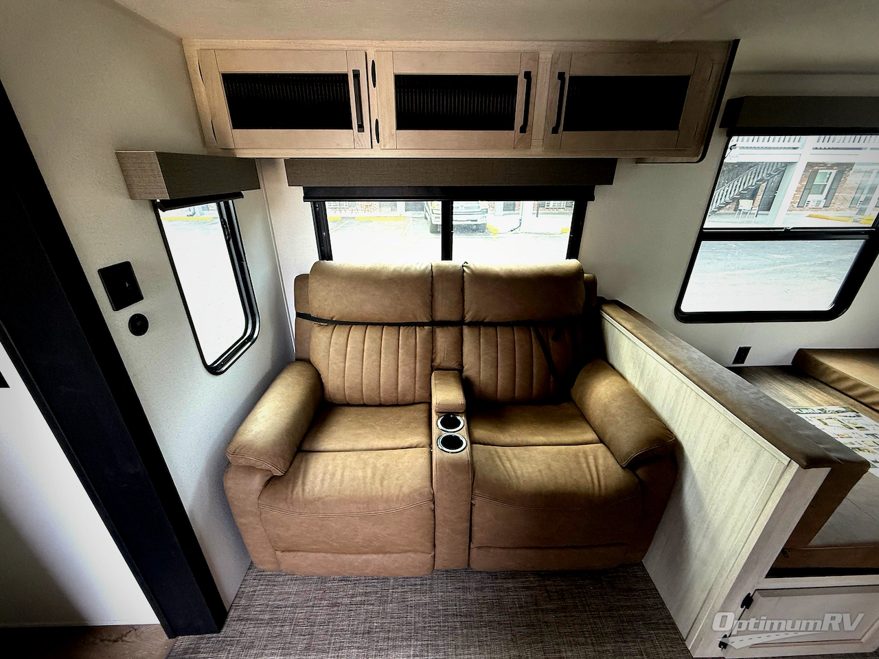 2026 Palomino Puma 337BH Photo 6