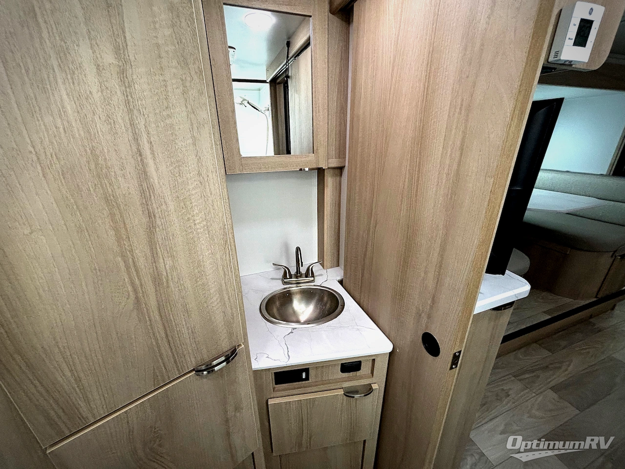 2023 Winnebago Towables Micro Minnie 2108FBS Photo 13