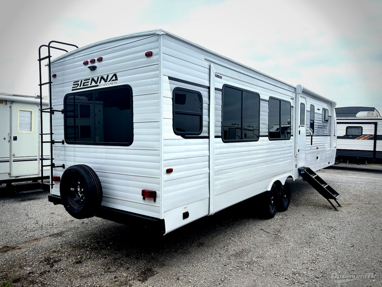 2025 Venture Sienna SA293VIK Photo 2