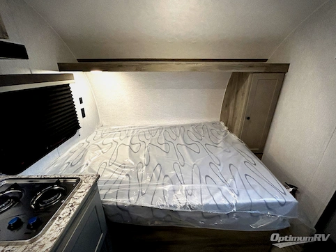 2026 Sunset Park Sun Lite LTD 13BD RV Photo 3