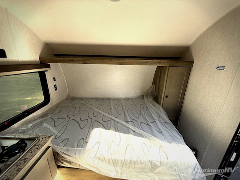 2026 Sunset Park Sun Lite LTD 13BD RV Photo 4