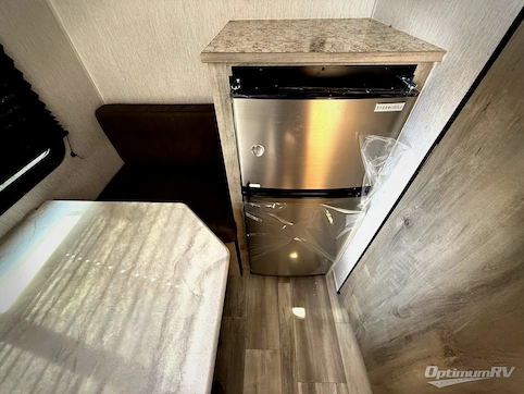 2026 Sunset Park Sun Lite LTD 13BD RV Photo 3