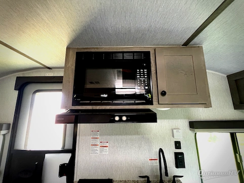 2026 Sunset Park SunRay 149 RV Photo 4