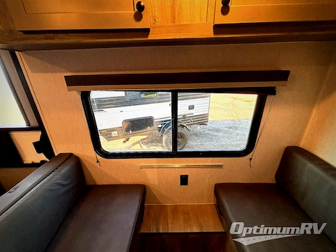 2026 Sunset Park Sun Lite LTD 13BD RV Photo 4
