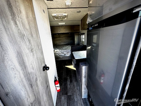 2026 Sunset Park Sun Lite 18RD RV Photo 2