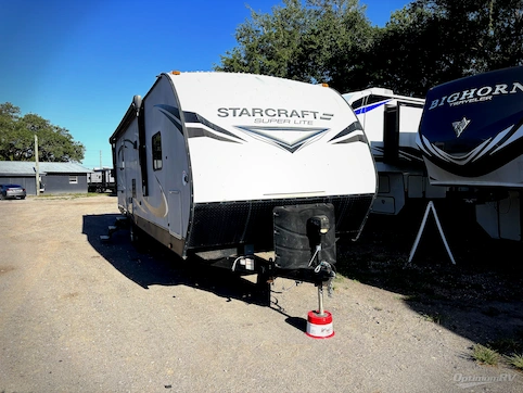 Used 2020 Starcraft Super Lite 281BH Featured Photo