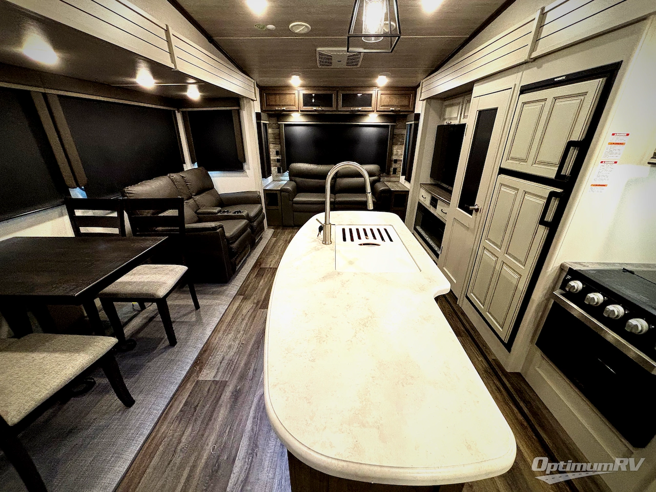 2021 Keystone Cougar Half-Ton 30RLS Photo 4