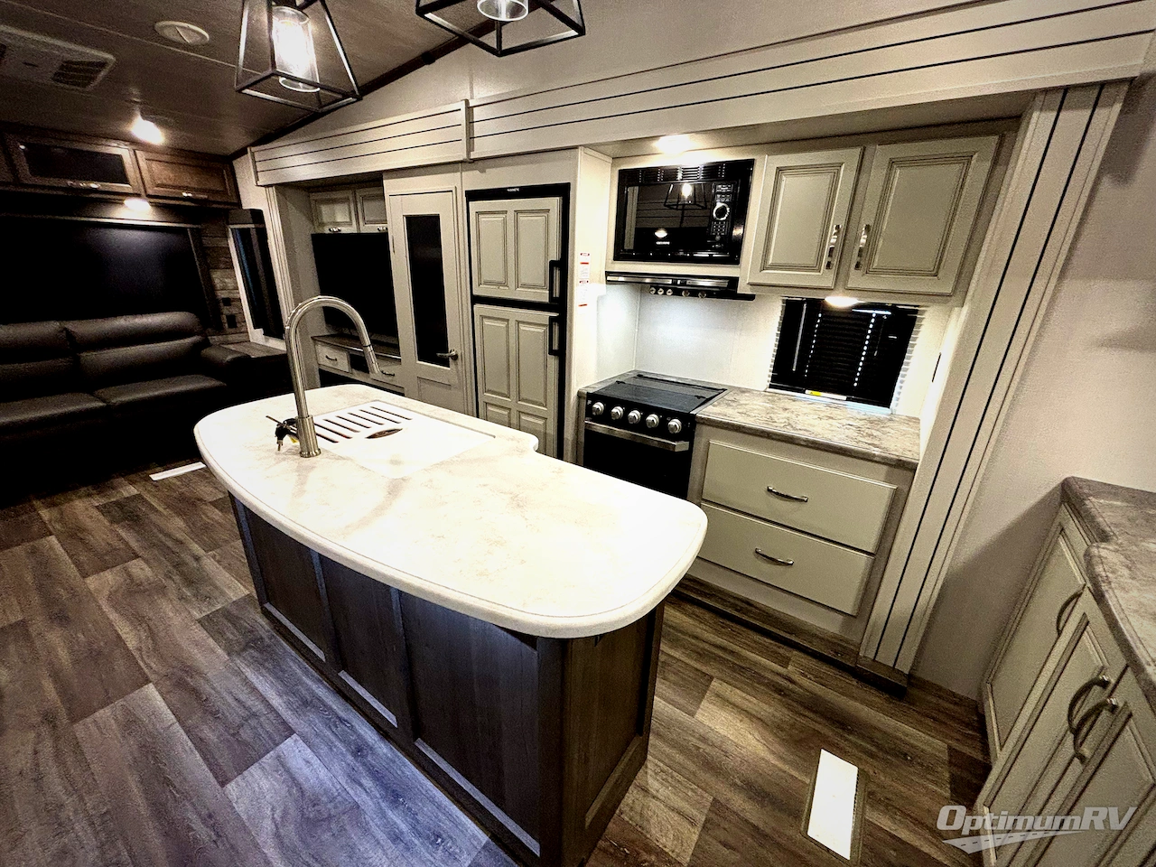 2021 Keystone Cougar Half-Ton 30RLS Photo 13