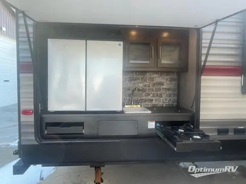 2019 Forest River Cherokee 304BH RV Photo 4