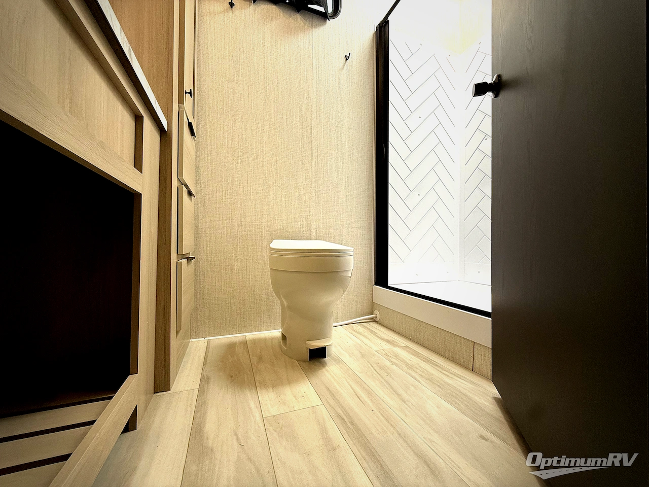 2026 Forest River Wildcat 37GALLEY Photo 26