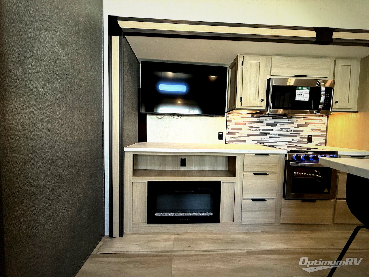 2026 Forest River Wildcat 35CRIB Photo 8