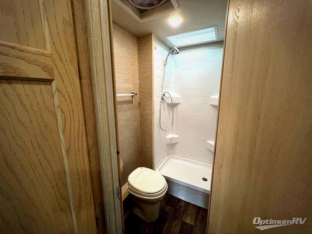 2021 Winnebago Outlook 25J Photo 18