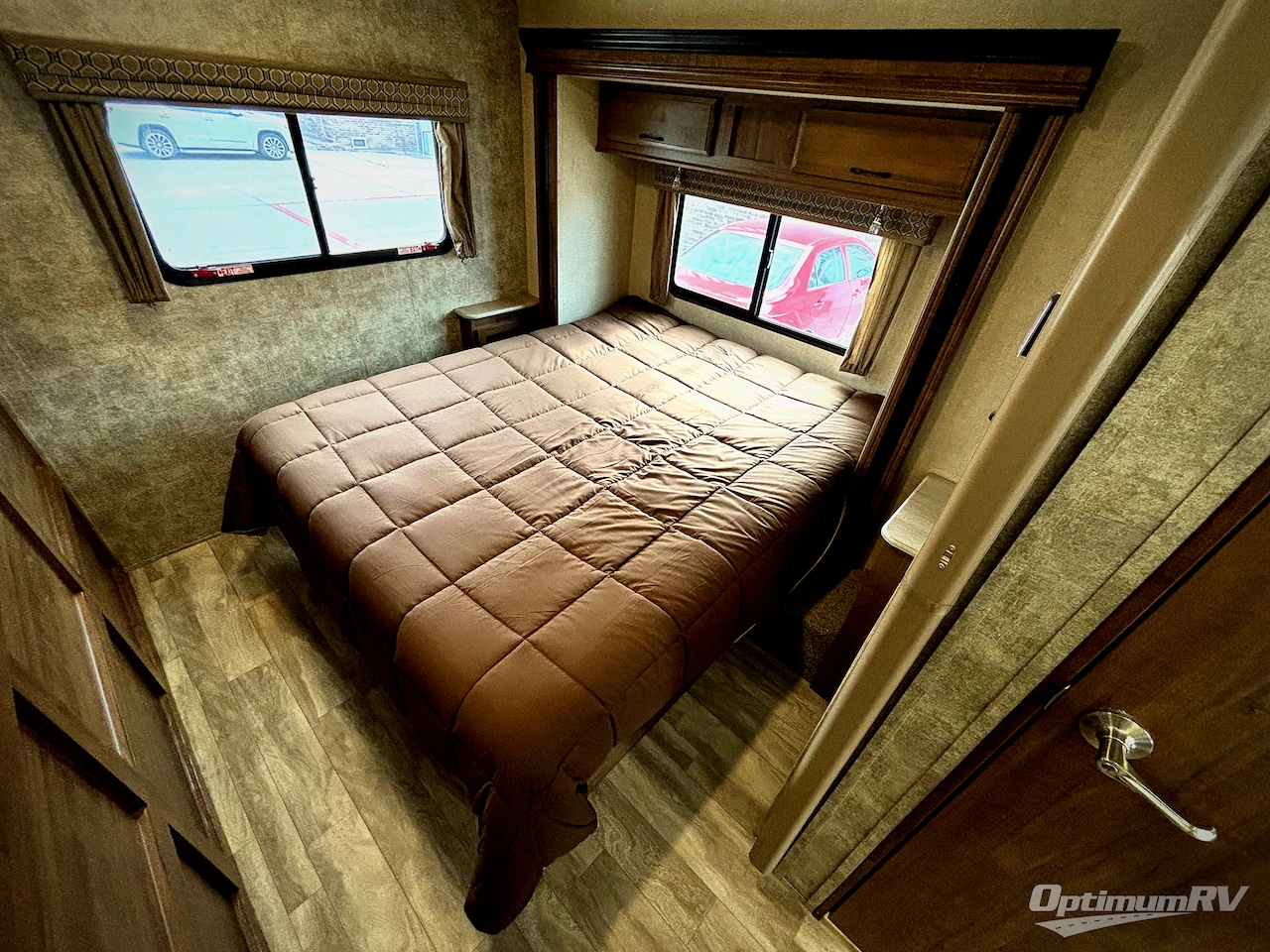 2018 Gulf Stream Conquest Class C 6314 Photo 11