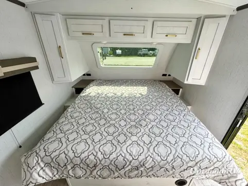 2022 Dutchmen Astoria 3203BH RV Photo 4