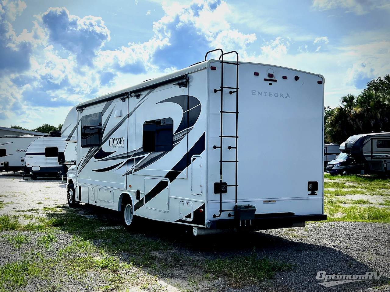2023 Entegra Odyssey 27U Photo 3