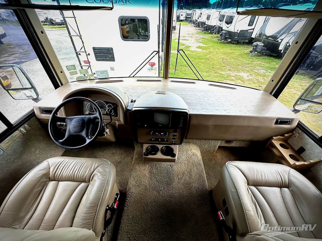 2009 Winnebago Vista 26P Photo 8