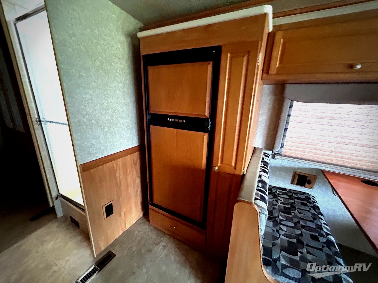 2009 Winnebago Vista 26P Photo 14